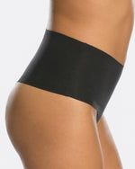 SPANX Undie-tectable thong  SPX SP0115